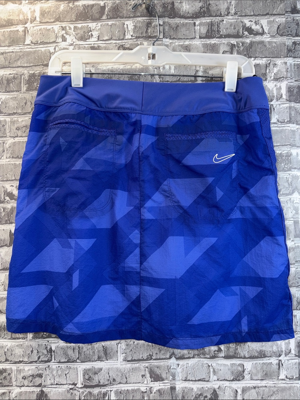 Nike Golf Women’s Royal Blue Geometric Athletic Golf skirt
